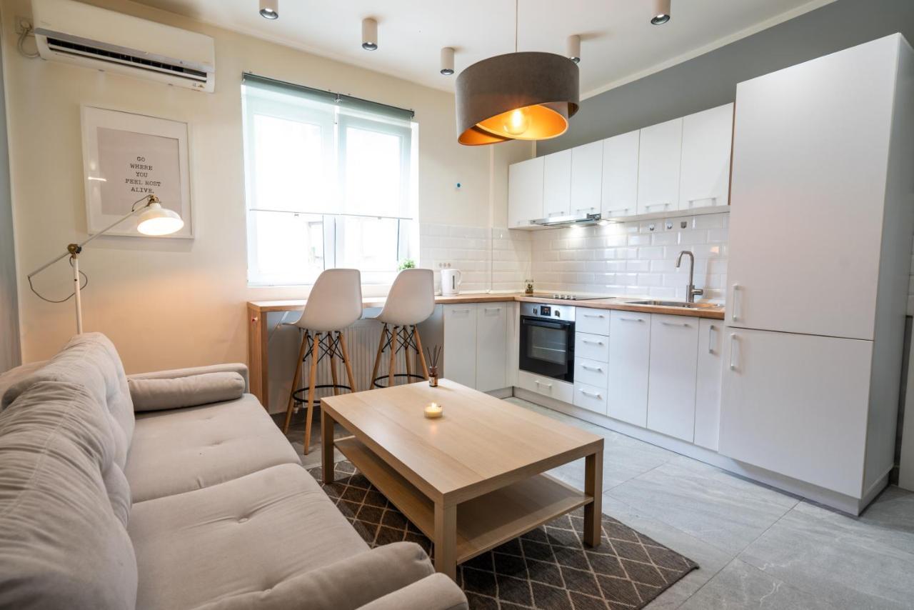 Cozy Design Apartament In Magheru Bukares Bagian luar foto