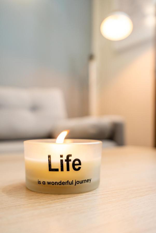 Cozy Design Apartament In Magheru Bukares Bagian luar foto
