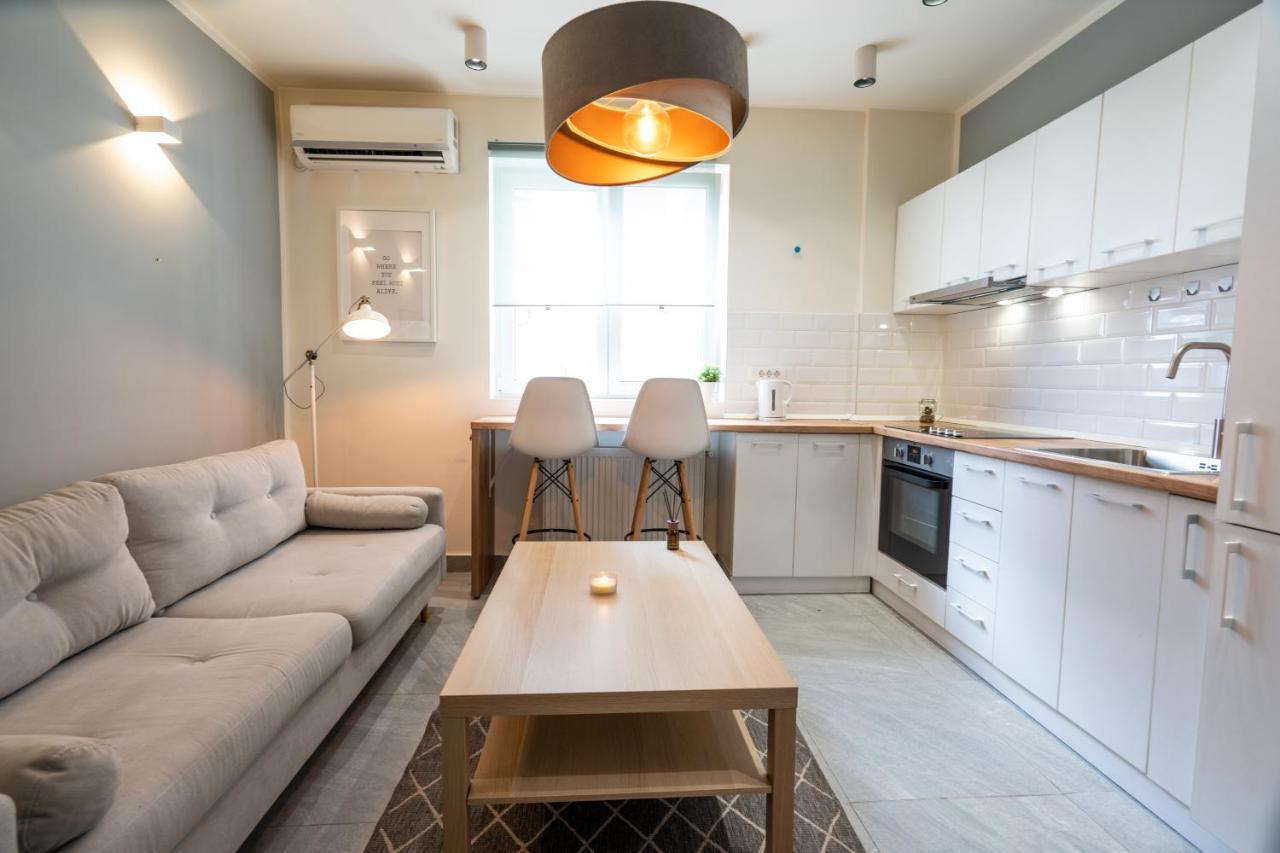 Cozy Design Apartament In Magheru Bukares Bagian luar foto